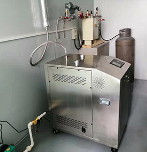 東莞某生物公司使用1臺FLD-120智能模塊蒸汽發(fā)生器供實驗研發(fā)使用